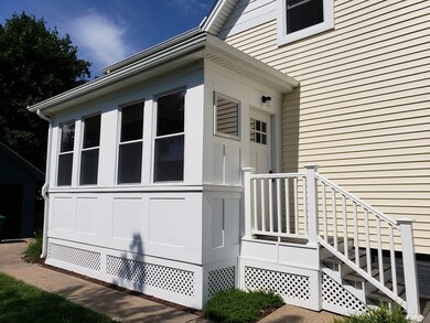 24 Marion St, Chicopee, MA 01013 - photo 5