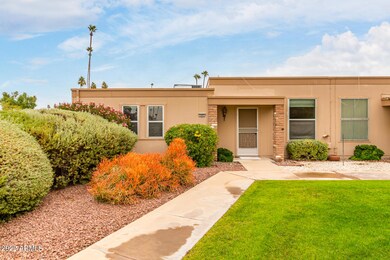 10001 Thunderbird - 4 - Front