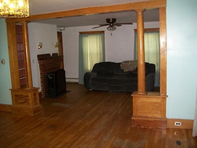 19 Chestnut St, Winchendon, MA 01475 - photo 3