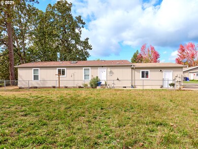 1470 Boardwalk Ave, Molalla, OR 97038 - photo 3