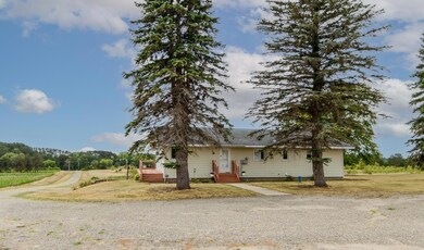 3 Same floor BR Walkout Rambler on Approx 24 Acres!.jpg