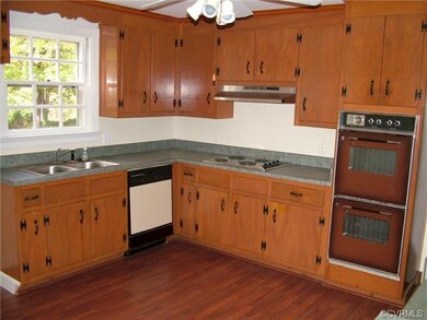 kitchen is older, but still classic, stainless coo