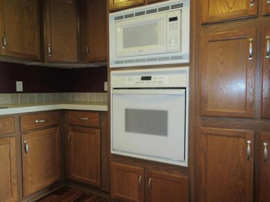 Wall oven