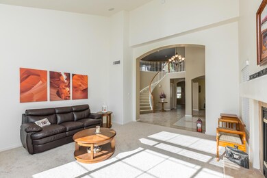 6) FORMAL LIVING