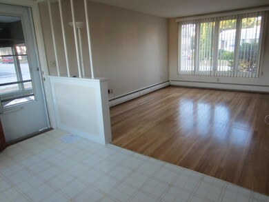 809 Cilley Rd, Manchester, NH 03103 - photo 3