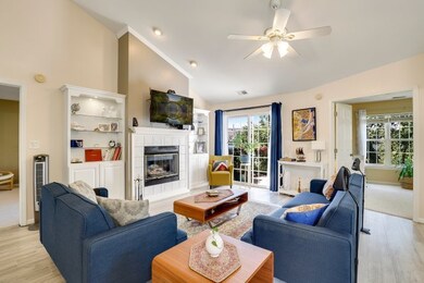 1679 Autumn Ave unit D, Schaumburg, IL 60193 - photo 4