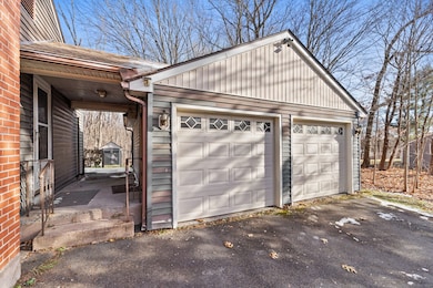 250 Long Hill St, East Hartford, CT 06108 - photo 5