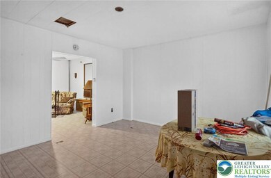 217 N Grant St, Allentown, PA 18102 - photo 3