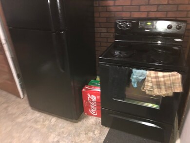 10 W Hefron St, Washington, IN 47501 - photo 4