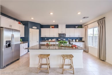 6033 Sunshine Shores St unit 8, Las Vegas, NV 89118 - photo 4