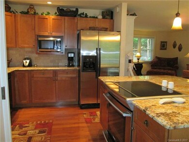 Updated Kitchen w/ Granite Counters