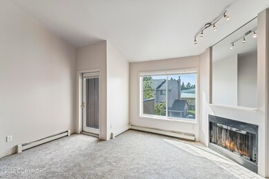 04 - 9710 Morningside Lp #304