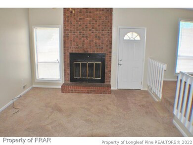 548 Glensford Dr, Fayetteville, NC 28314 - photo 3