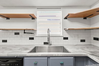 Beautiful modern finished kitchen