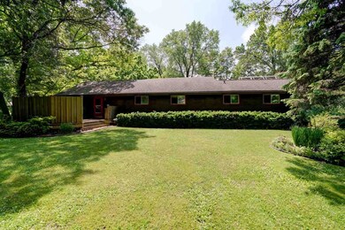 2385 Lisa Ln, Fitchburg, WI 53711 - photo 7