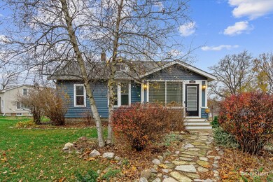 107 E Washington St, Oswego, IL 60543 - photo 2