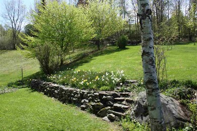 541 Remick Rd, Saint Johnsbury, VT 05819 - photo 6