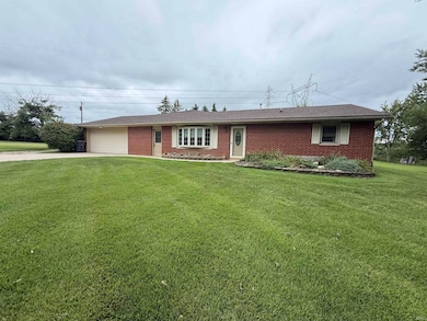 401 N Gray St, Muncie, IN 47303 - photo 2