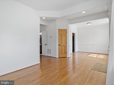 12454 Iona Sound Dr, Bristow, VA 20136 - photo 7