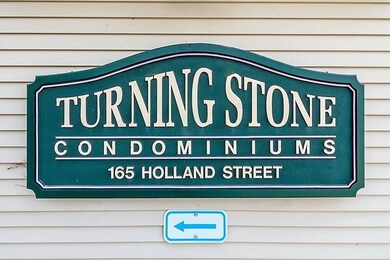 165 Holland St unit 20, Cranston, RI 02920 - photo 2