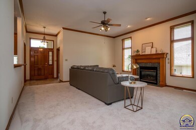 2433 SW Camelot Place, Topeka, KS 66614 - photo 4