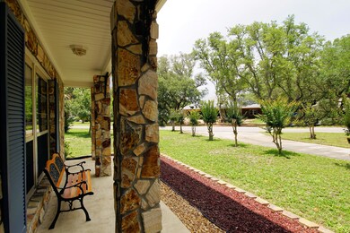 5WimbledonFrt9Porch