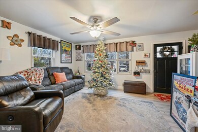 119 N Longcross Rd, Linthicum Heights, MD 21090 - photo 2