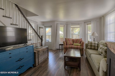 59 Kingsley Pl Neptune-large-004-023-DSC