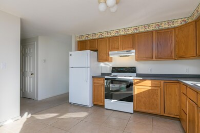 236 Alfred St unit 14, Biddeford, ME 04005 - photo 5