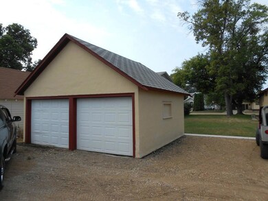 2 Stall Garage<|><|>