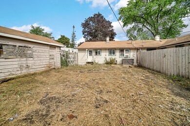 8772 S Kolmar Ave, Hometown, IL 60456 - photo 4