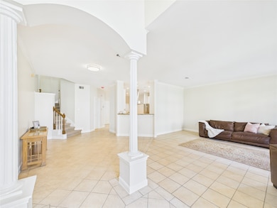 483 Mariners Dr, Kemah, TX 77565 - photo 5