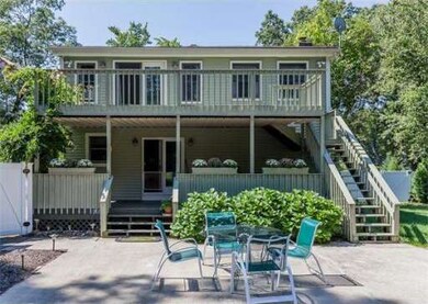 60 James St, Feeding Hills, MA 01030 - photo 5