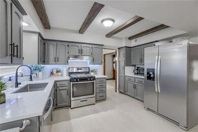 6936 Widmer Rd, Shawnee, KS 66216 - photo 3