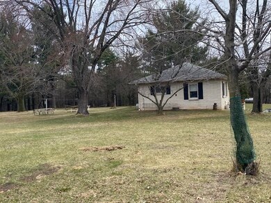 E10368 Xanadu Rd, Wisconsin Dells, WI 53965 - photo 5