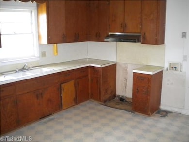 3004 Wilkesboro Hwy, Statesville, NC 28625 - photo 3