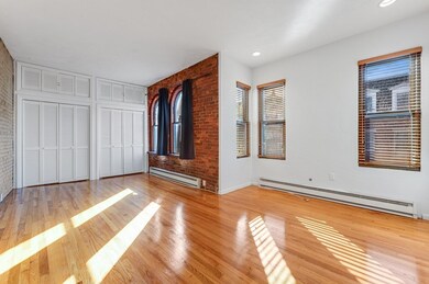 8 Battery St unit 14, Boston, MA 02109 - photo 2