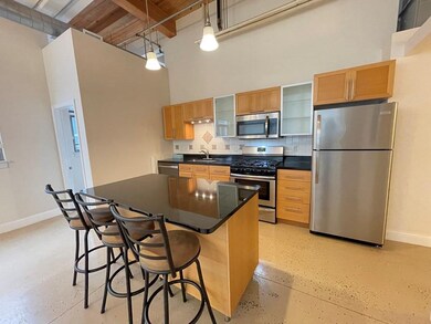 120 Holmes St unit 201, Quincy, MA 02171 - photo 3