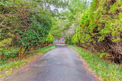 110 Brock Ct, Statesville, NC 28625 - photo 2