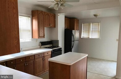 321 W High St, Clayton, NJ 08312 - photo 5