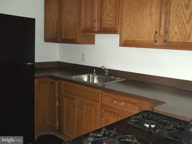 818 W Barre St, Baltimore, MD 21230 - photo 5