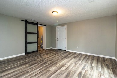 105 S Locust St, Dixon, MO 65459 - photo 5