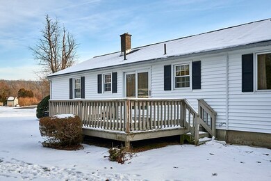 5 Blossom Ln, Holyoke, MA 01040 - photo 5