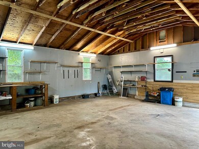 12205 Hooe Rd, Bristow, VA 20136 - photo 6