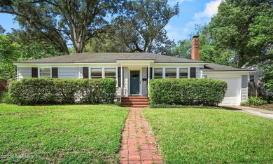 1686 Pershing Rd, Jacksonville, FL 32205 - photo 2