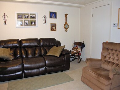 2672_5_LivingRm