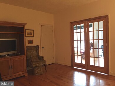 7256 Greenwich Rd unit A, B, C, Nokesville, VA 20181 - photo 7