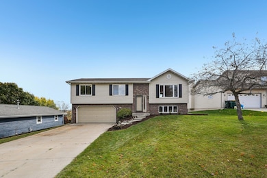 3-web-or-mls-Windsor Pl-S2410-003