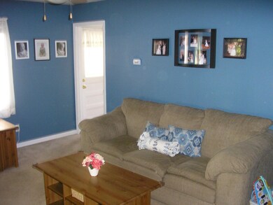 1653 Northridge Rd, Columbus, OH 43224 - photo 6