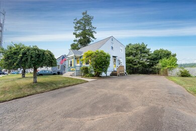 102 Vista Dr, East Haven, CT 06512 - photo 4